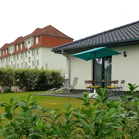 Ferienwohnung mit Terrasse Neustrelitz Exterior foto