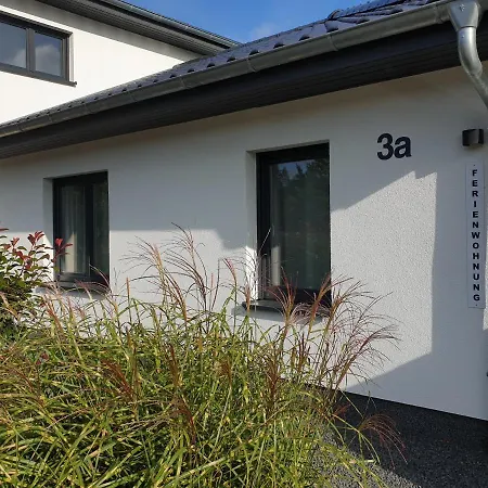 Ferienwohnung mit Terrasse Neustrelitz Exterior foto